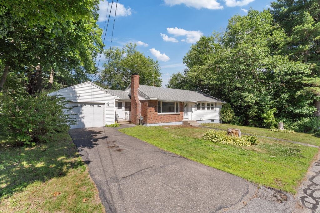 25 Sims Avenue