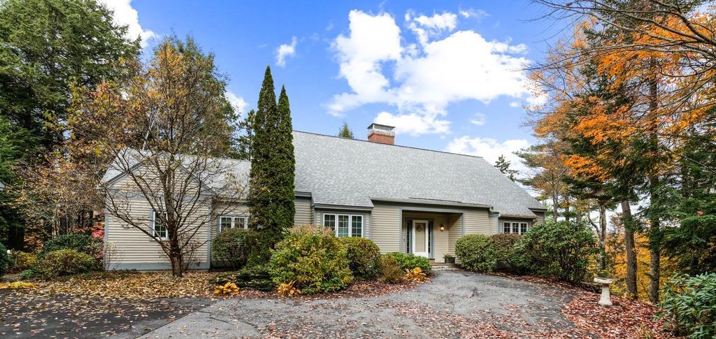 Photo of 712 Sugarhouse Road, New London, NH 03257 (MLS # 5067440)