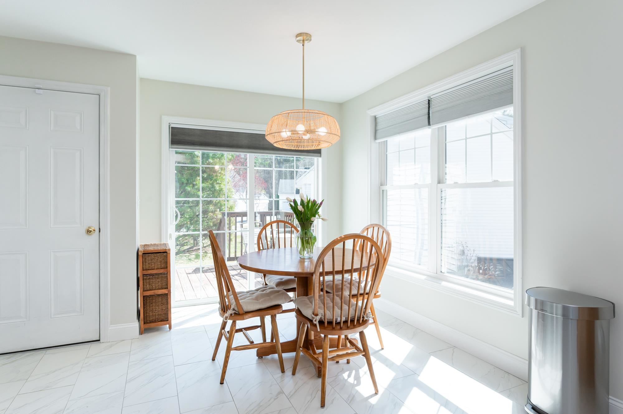 Amherst, New Hampshire 03031, United States, 2 Bedrooms Bedrooms, ,2 BathroomsBathrooms,Residential,Pending,108505