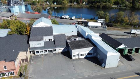 103 Coventry Street Newport City VT 05855