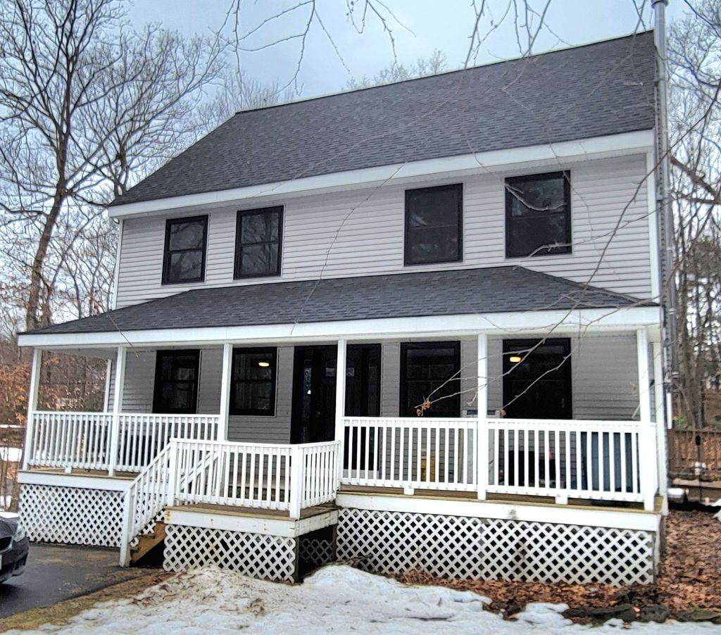 Photo of 162 Lakeside Oaks Drive, Barrington, NH 03825 (MLS # 5078283)