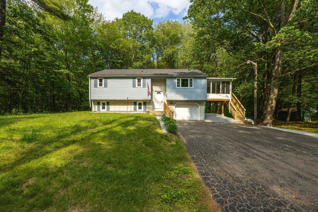 Photo of 222 Daniel Webster Highway, Boscawen, NH 03303 (MLS # 5069035)