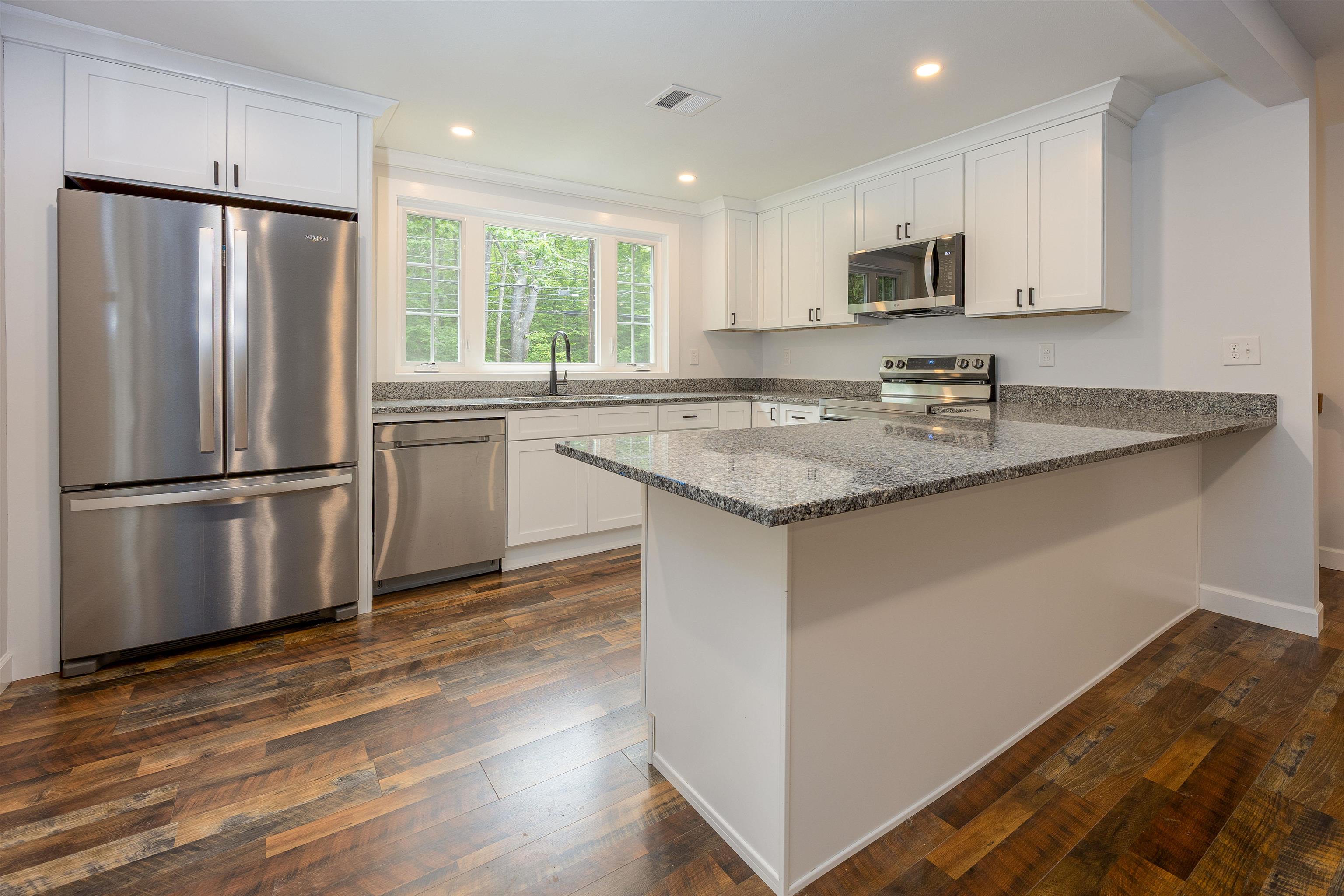 222 Daniel Webster Highway