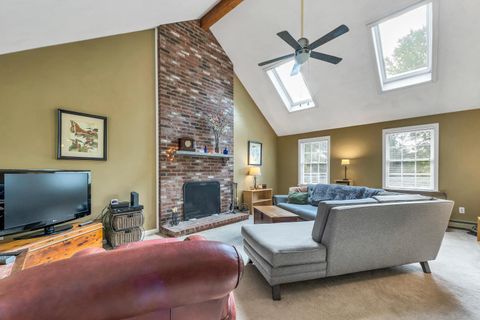 15 Cambridge Road, Hampstead, NH 03841 - #: 5062791