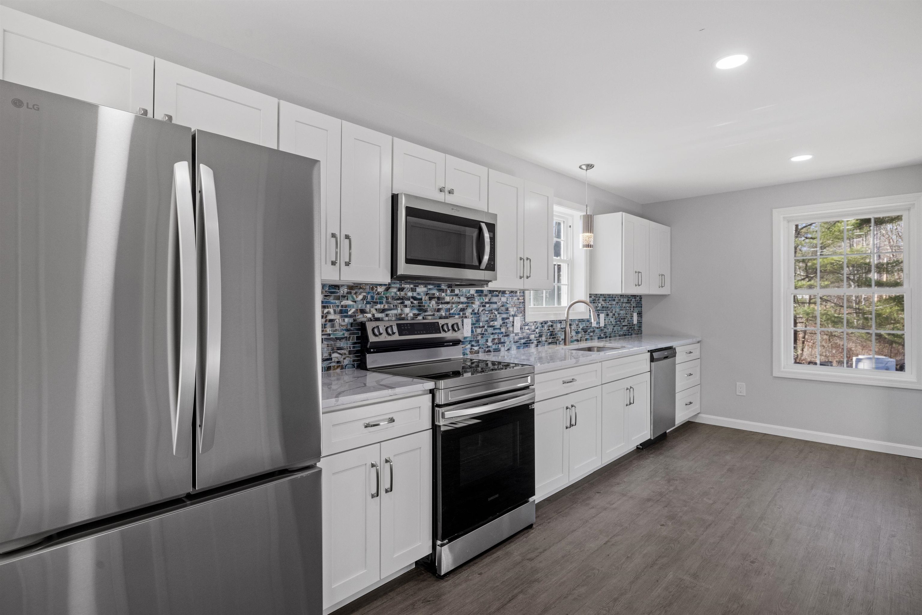 Chichester, New Hampshire 03258, United States, 3 Bedrooms Bedrooms, ,2 BathroomsBathrooms,Residential,Active,29946