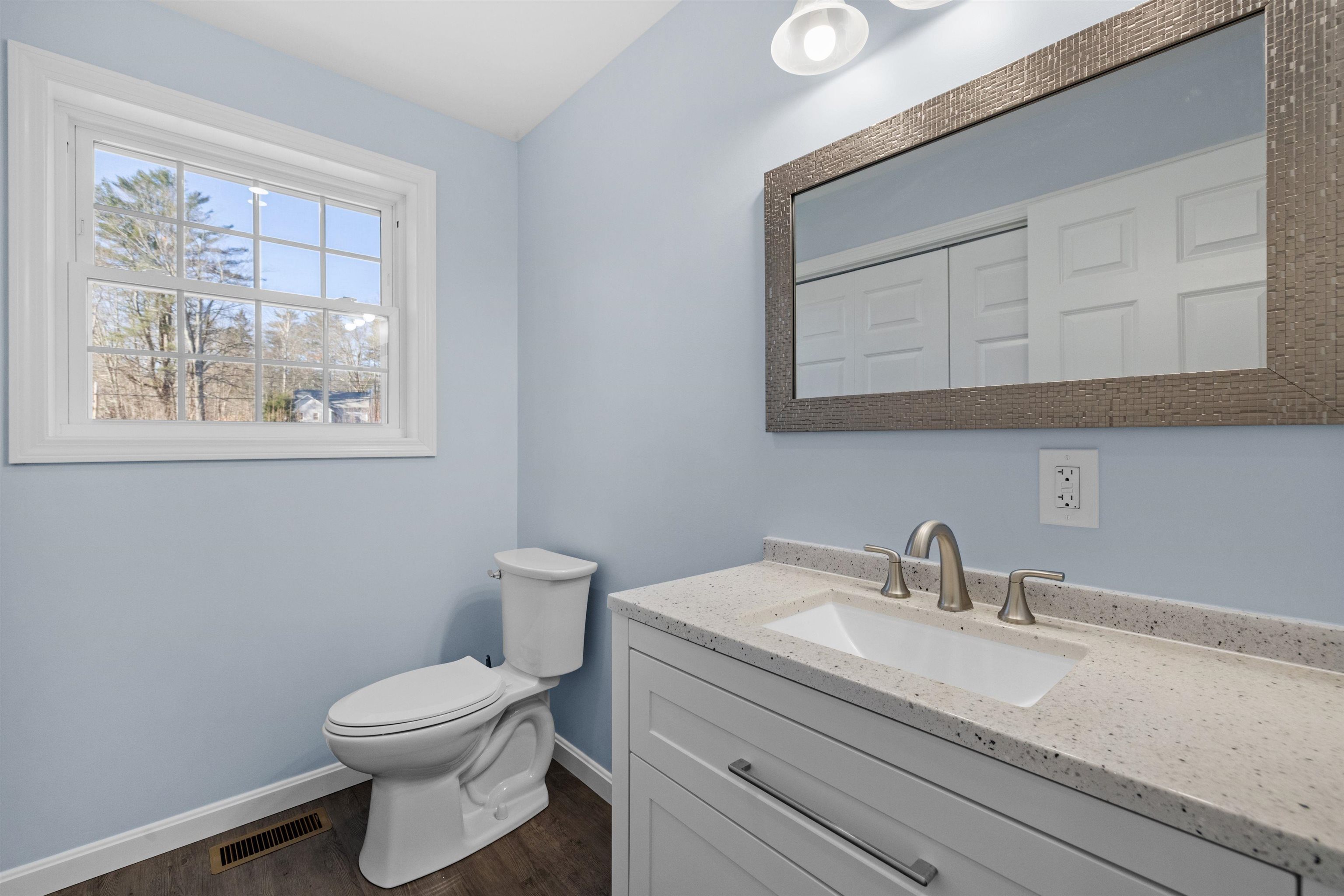 Chichester, New Hampshire 03258, United States, 3 Bedrooms Bedrooms, ,2 BathroomsBathrooms,Residential,Active,29946