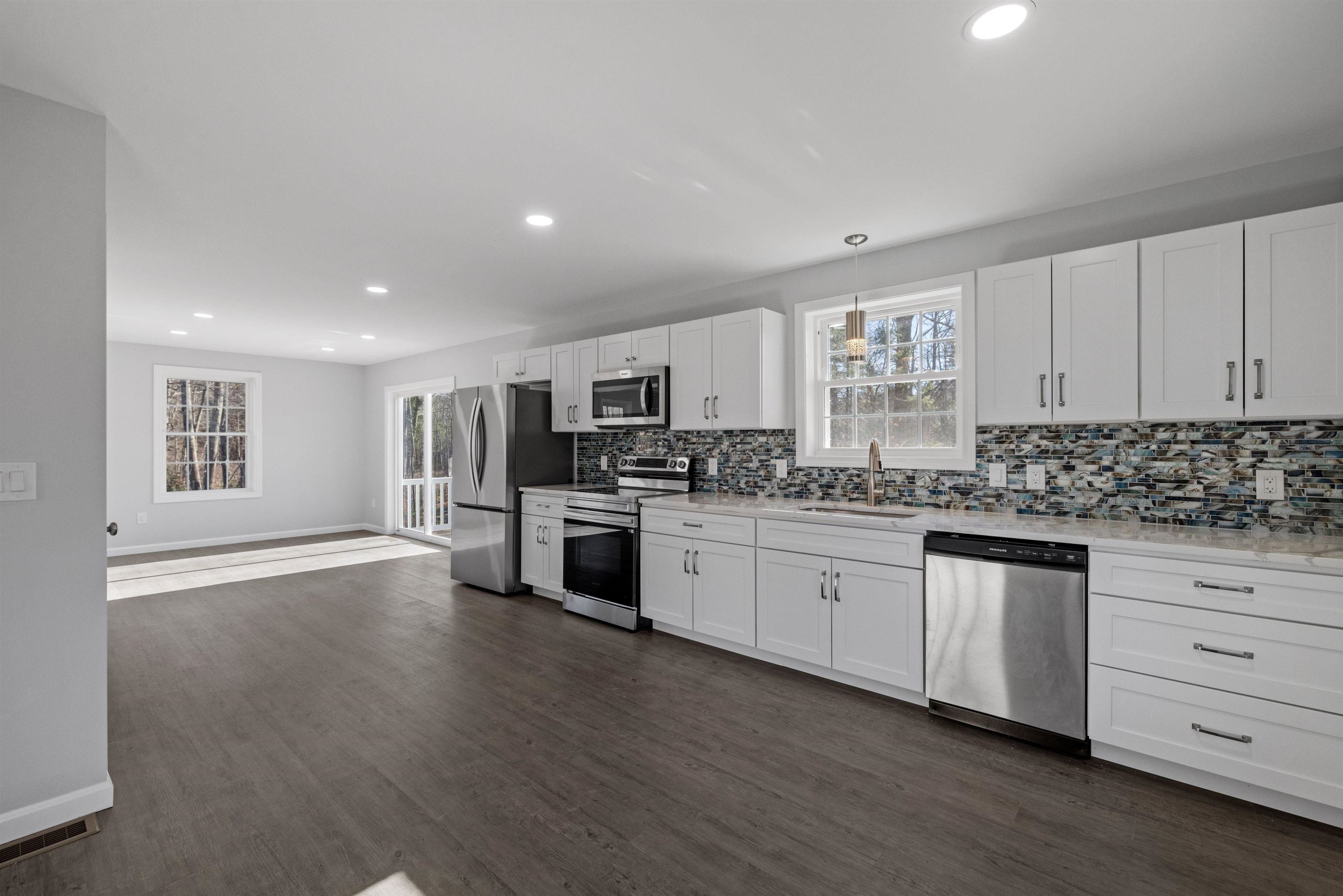 Chichester, New Hampshire 03258, United States, 3 Bedrooms Bedrooms, ,2 BathroomsBathrooms,Residential,Active,29946