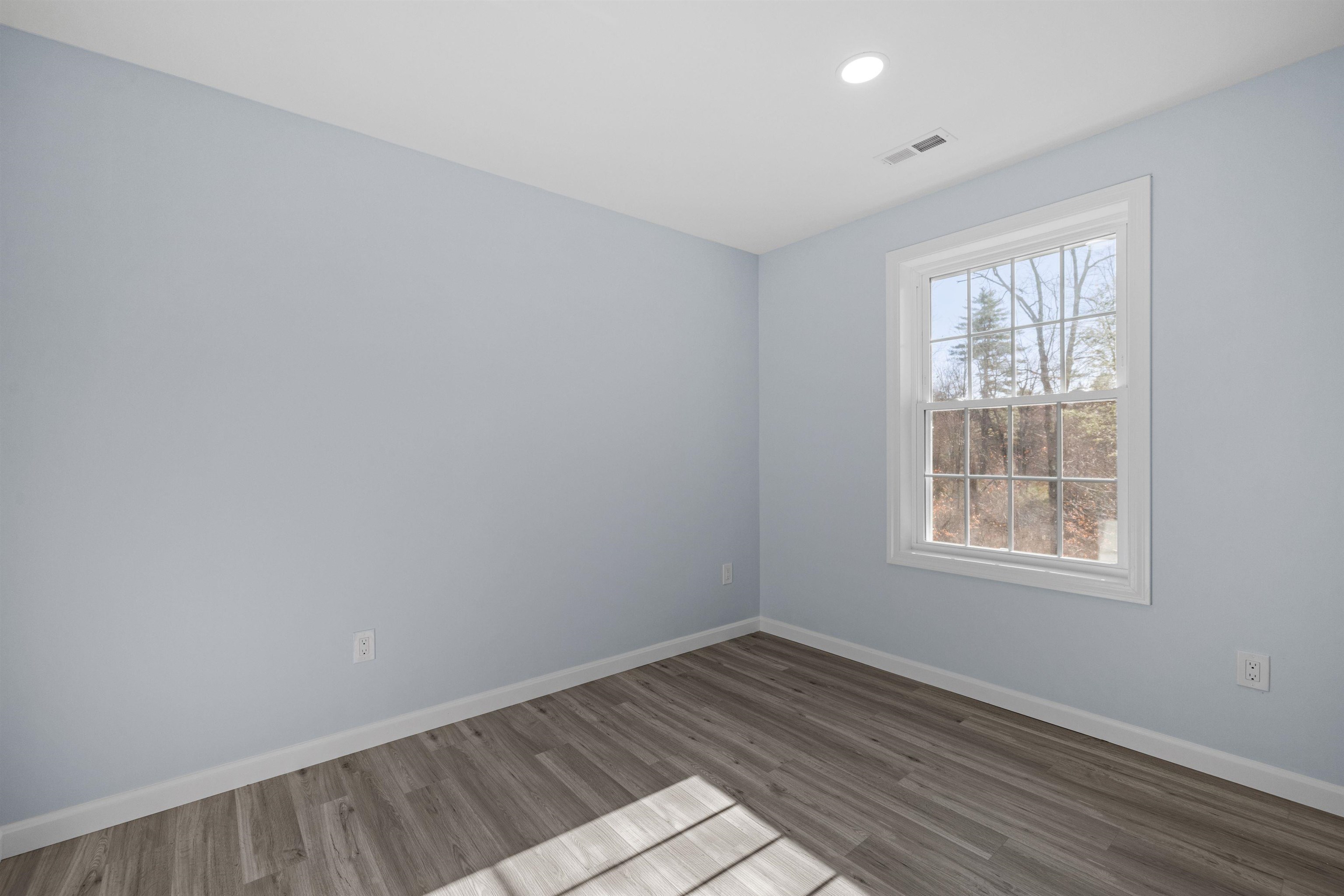 Chichester, New Hampshire 03258, United States, 3 Bedrooms Bedrooms, ,2 BathroomsBathrooms,Residential,Active,29946