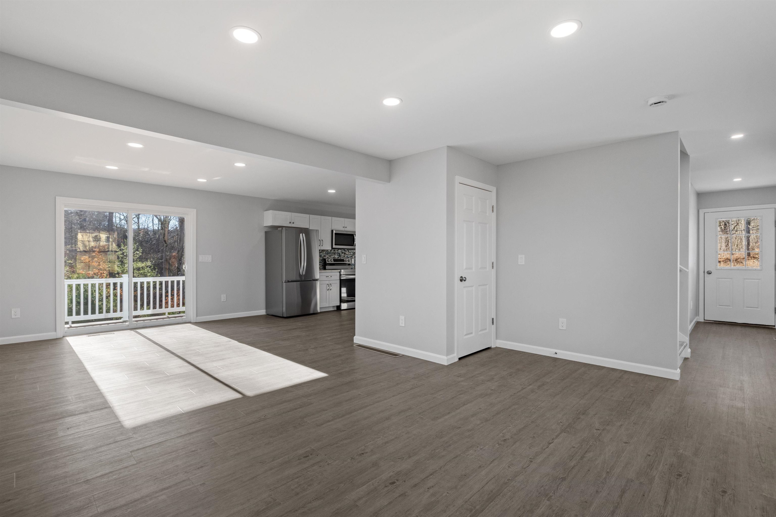 Chichester, New Hampshire 03258, United States, 3 Bedrooms Bedrooms, ,2 BathroomsBathrooms,Residential,Active,29946