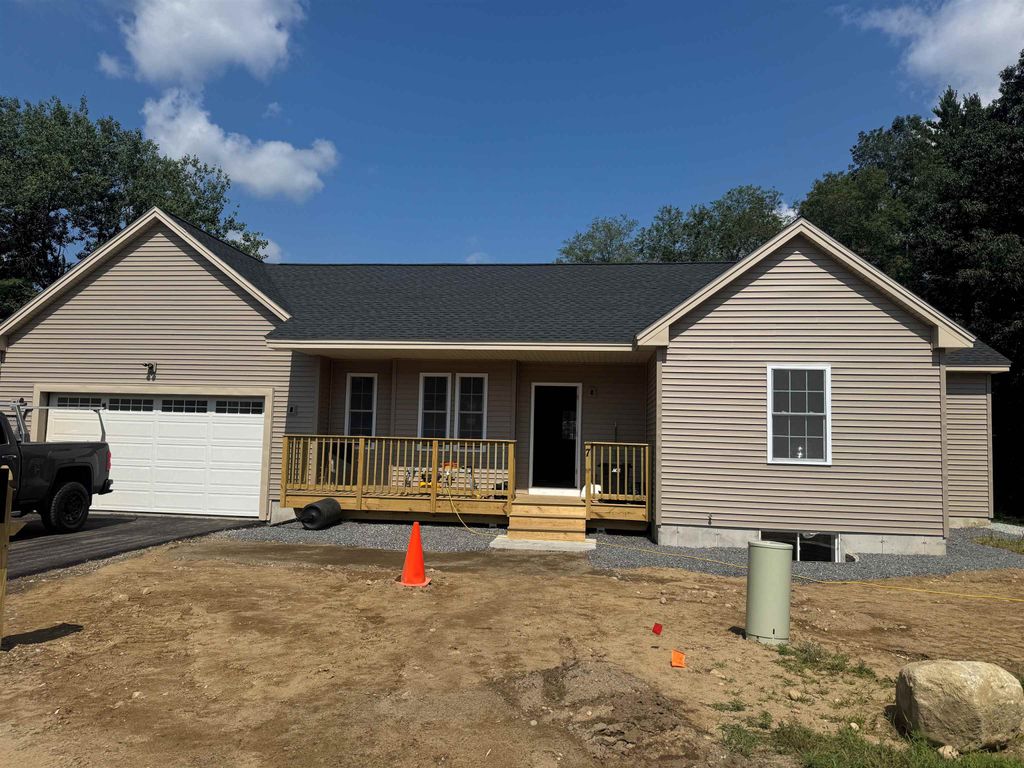 Photo of 1 Magnolia Way, Keene, NH 03431 (MLS # 5064786)