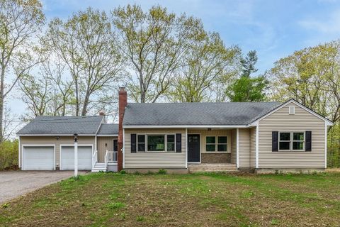 Photo of 50 Piscataqua Road, Dover, NH 03820 (MLS # 5089085)
