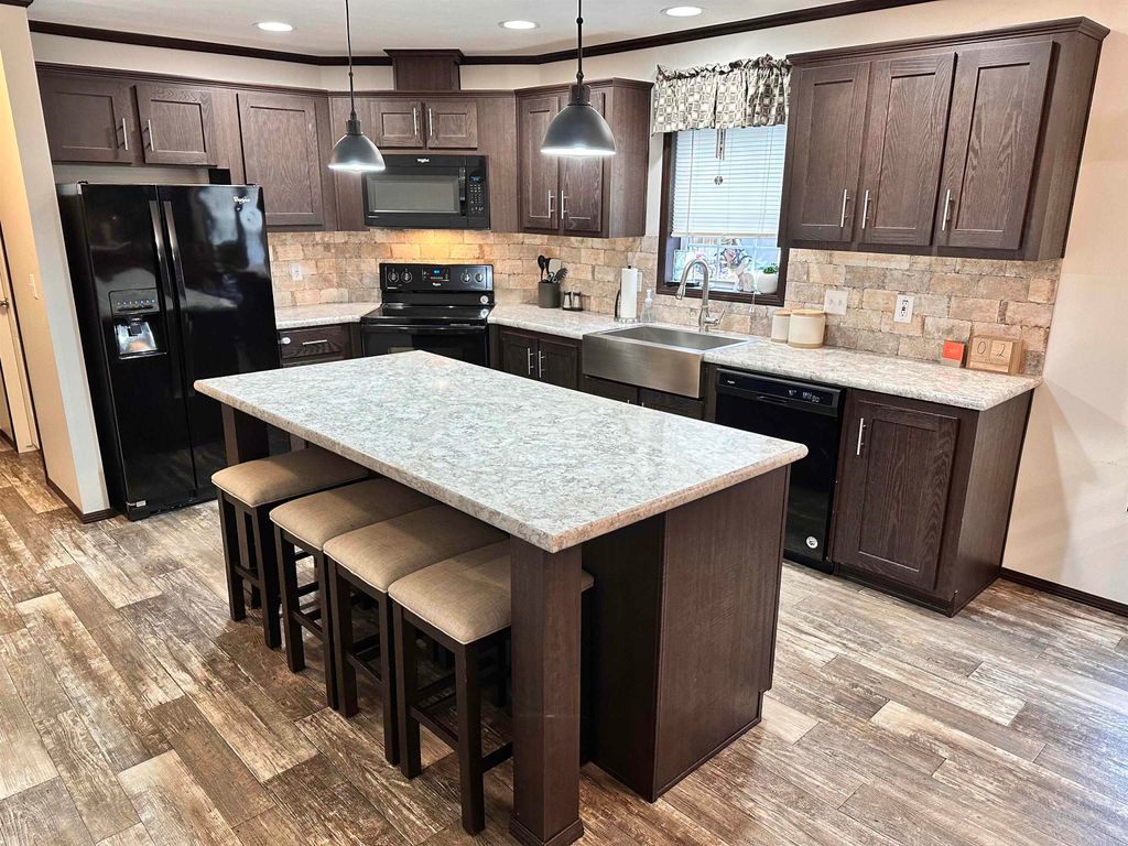 Photo of 20 Royal Crest Park, Rochester, NH 03867 (MLS # 5082173)