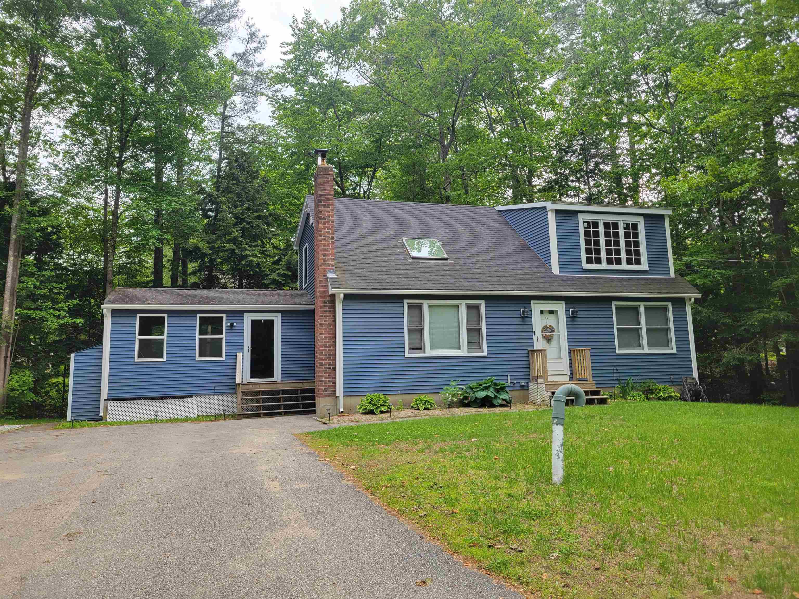 Barnstead, New Hampshire 03225, United States, 3 Bedrooms Bedrooms, ,2 BathroomsBathrooms,Residential,Pending,93608