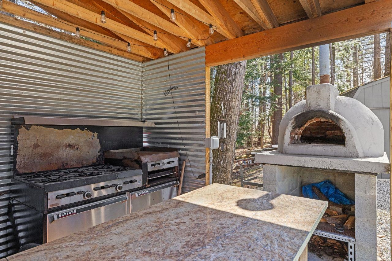 Barnstead, New Hampshire 03225, United States, 3 Bedrooms Bedrooms, ,2 BathroomsBathrooms,Residential,Pending,93608