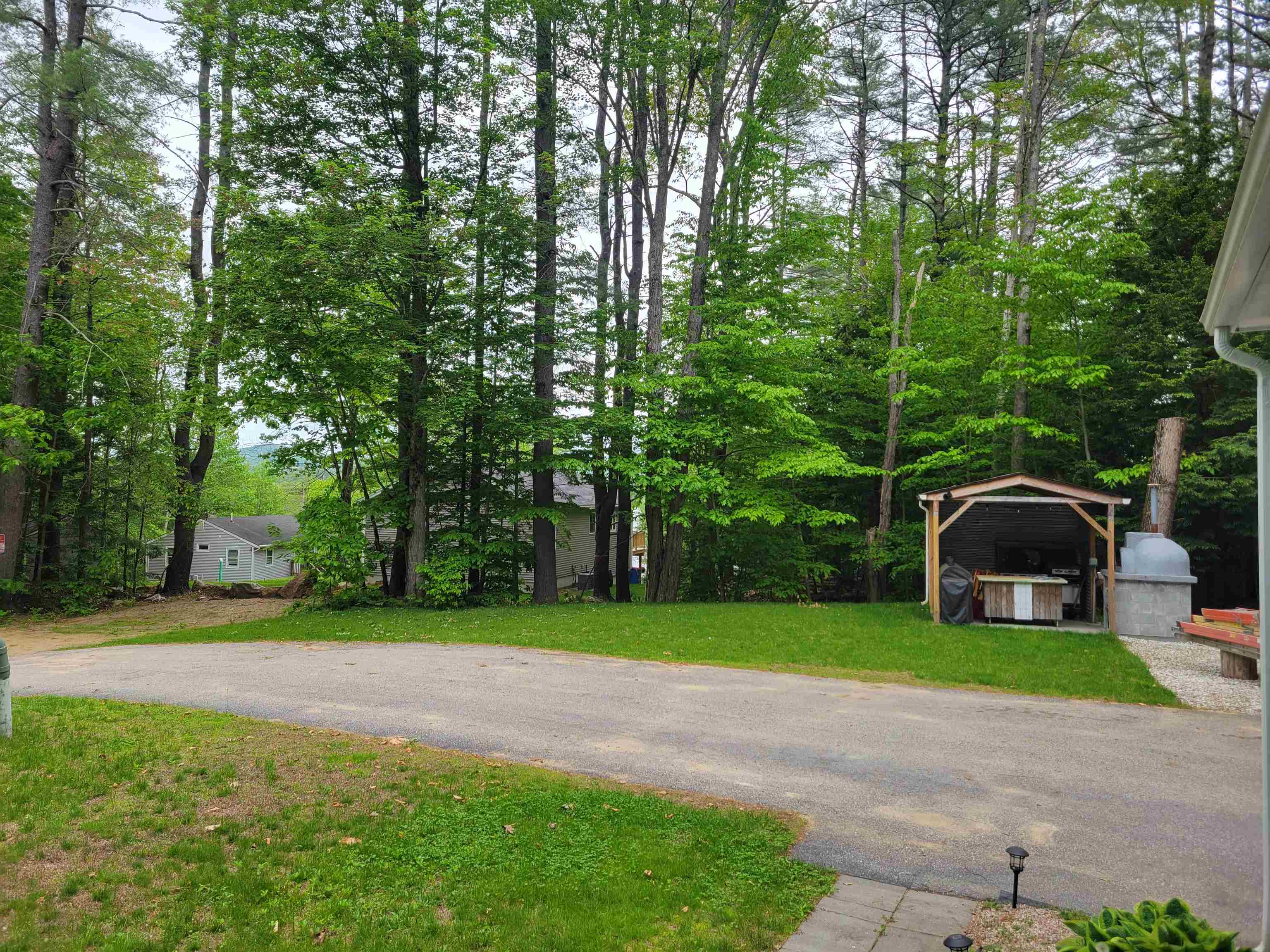 Barnstead, New Hampshire 03225, United States, 3 Bedrooms Bedrooms, ,2 BathroomsBathrooms,Residential,Pending,93608