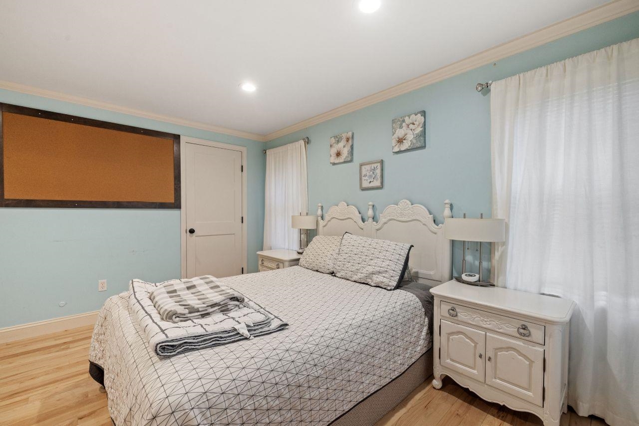 Barnstead, New Hampshire 03225, United States, 3 Bedrooms Bedrooms, ,2 BathroomsBathrooms,Residential,Pending,93608