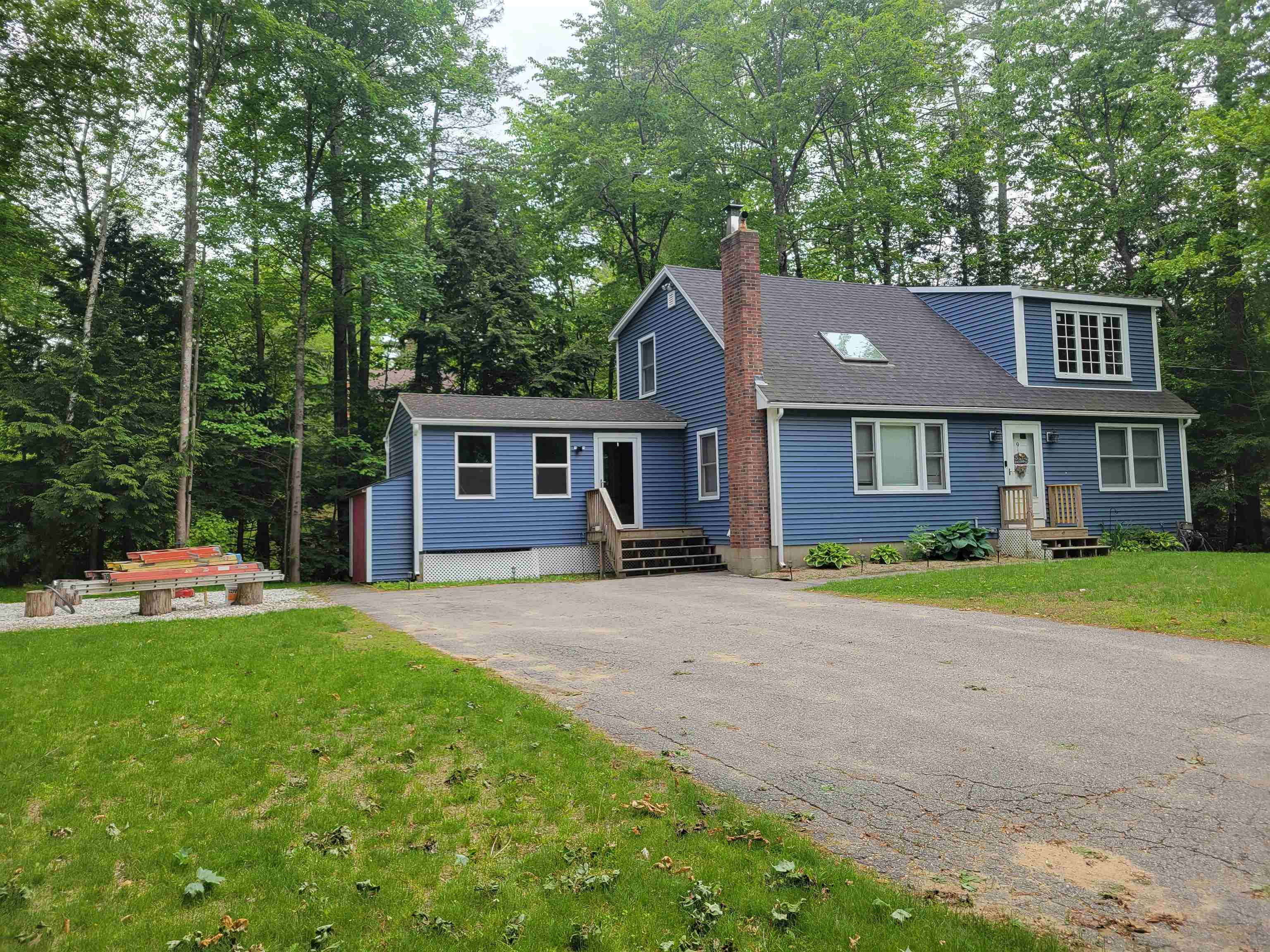 Barnstead, New Hampshire 03225, United States, 3 Bedrooms Bedrooms, ,2 BathroomsBathrooms,Residential,Pending,93608