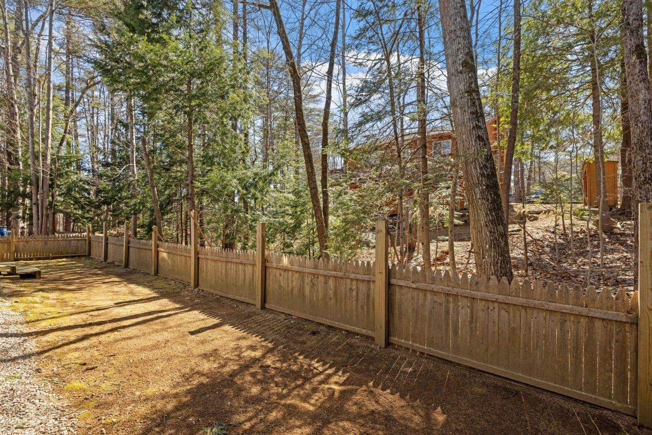 Barnstead, New Hampshire 03225, United States, 3 Bedrooms Bedrooms, ,2 BathroomsBathrooms,Residential,Pending,93608