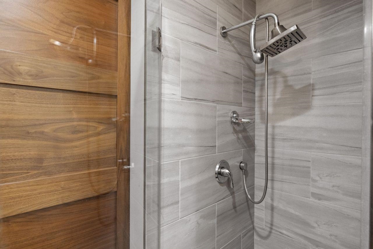 Barnstead, New Hampshire 03225, United States, 3 Bedrooms Bedrooms, ,2 BathroomsBathrooms,Residential,Pending,93608