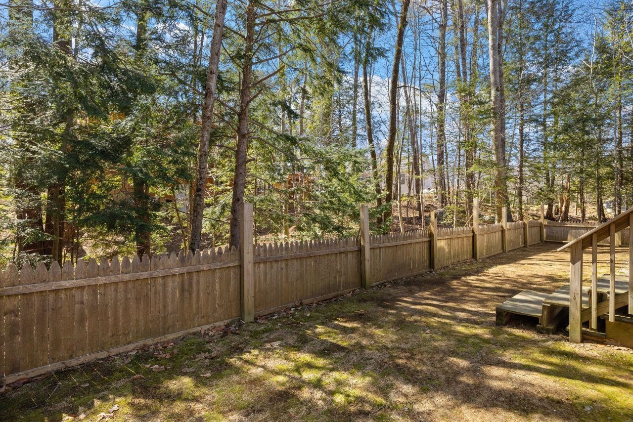 Barnstead, New Hampshire 03225, United States, 3 Bedrooms Bedrooms, ,2 BathroomsBathrooms,Residential,Pending,93608