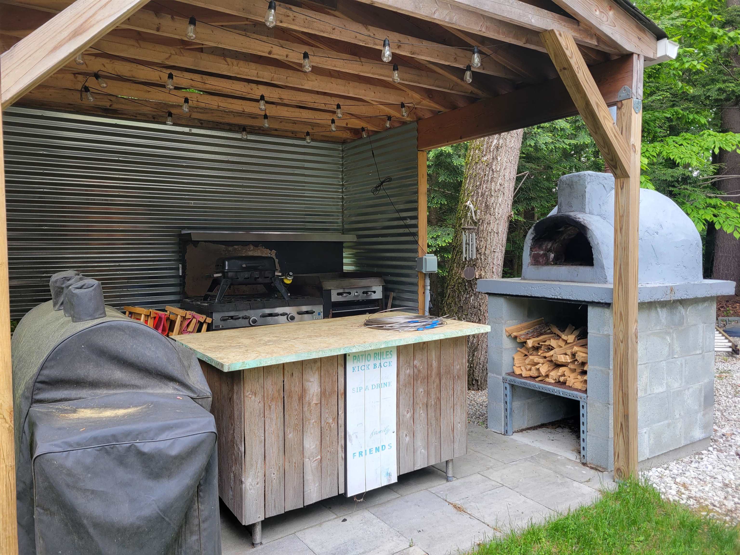 Barnstead, New Hampshire 03225, United States, 3 Bedrooms Bedrooms, ,2 BathroomsBathrooms,Residential,Pending,93608