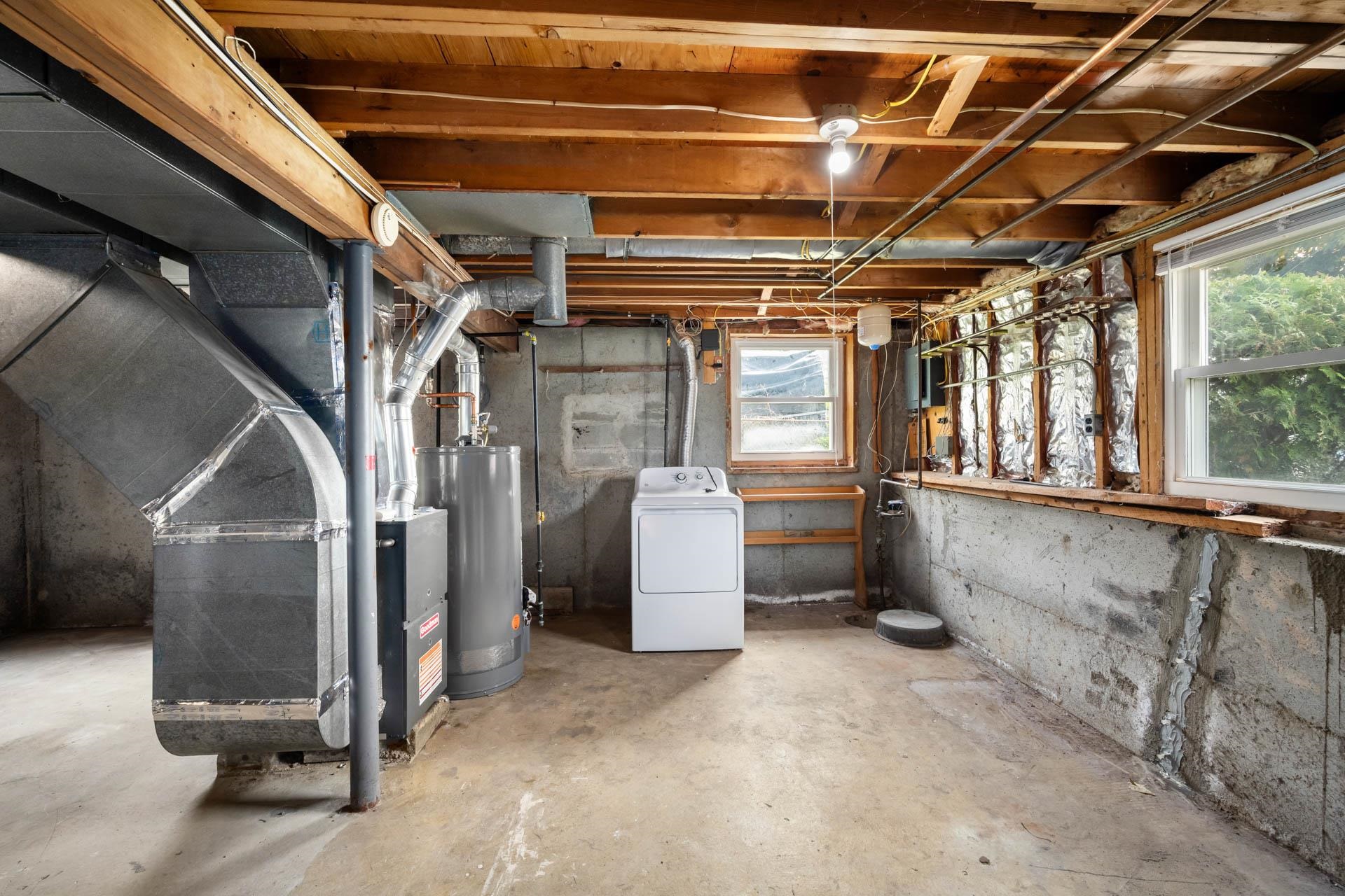 Nashua, New Hampshire 03060, United States, 3 Bedrooms Bedrooms, ,1 BathroomBathrooms,Residential,Active,146479