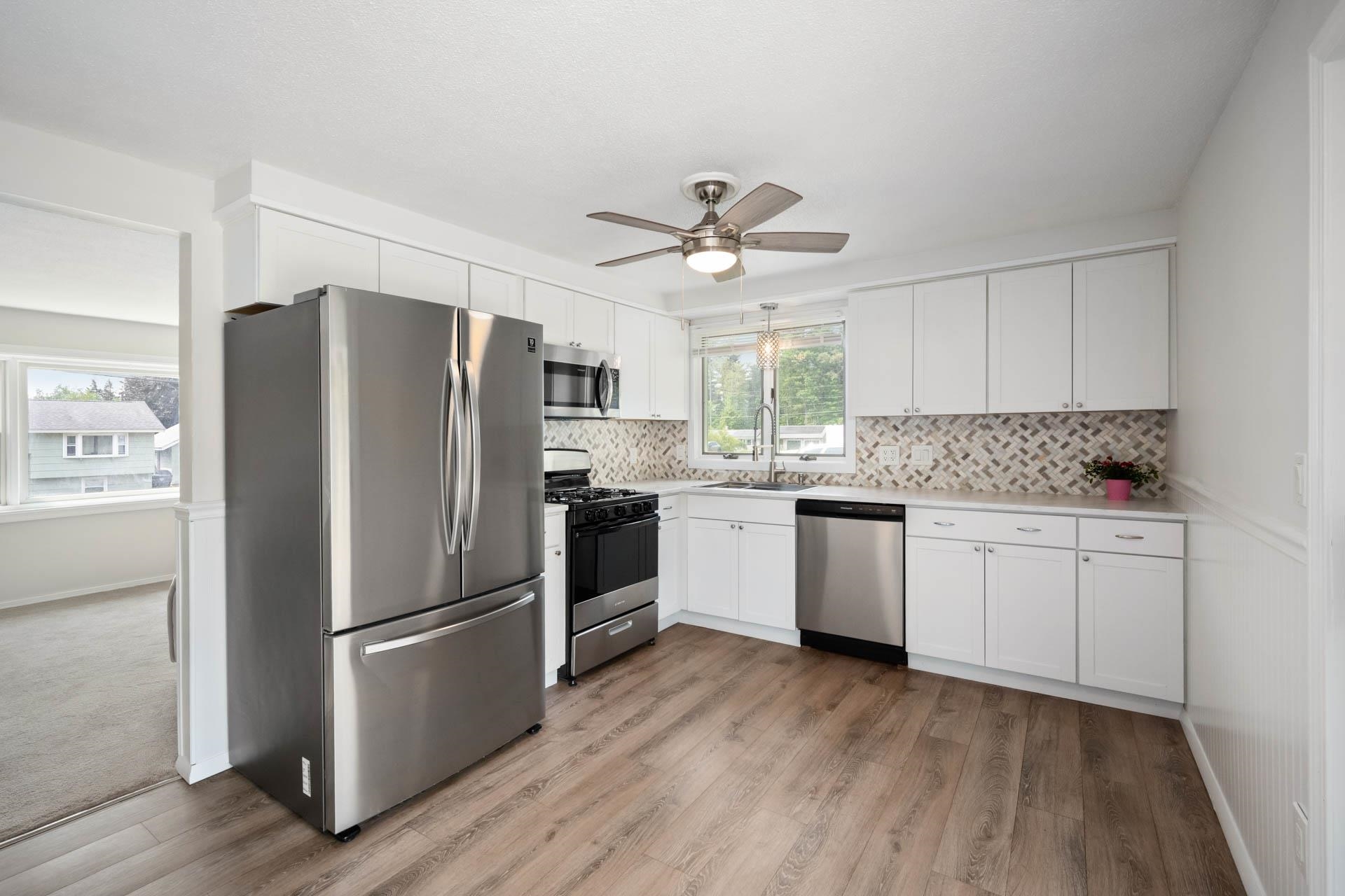 Nashua, New Hampshire 03060, United States, 3 Bedrooms Bedrooms, ,1 BathroomBathrooms,Residential,Active,146479