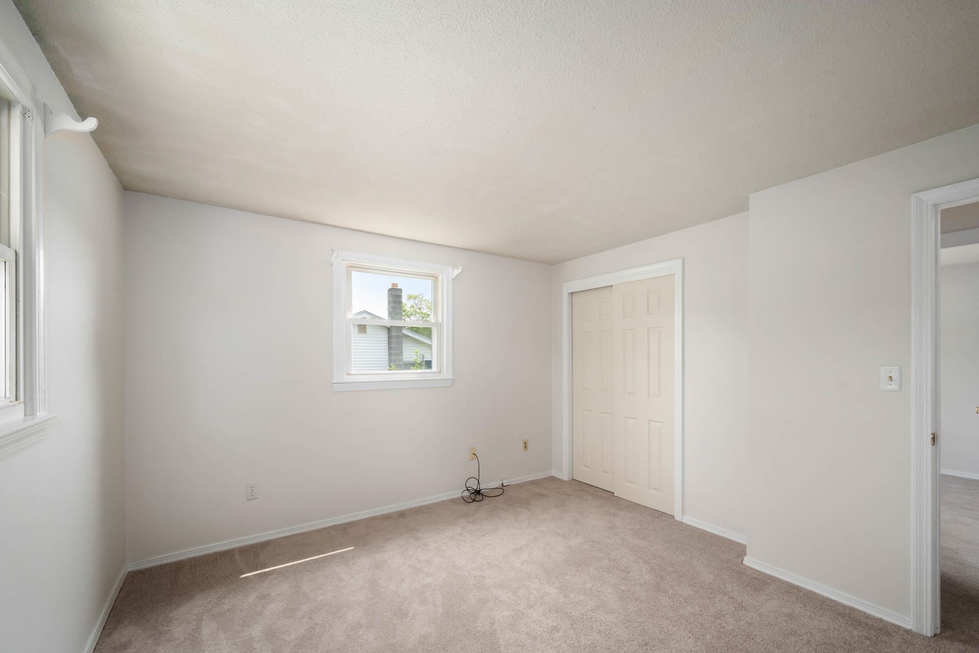 Nashua, New Hampshire 03060, United States, 3 Bedrooms Bedrooms, ,1 BathroomBathrooms,Residential,Active,146479