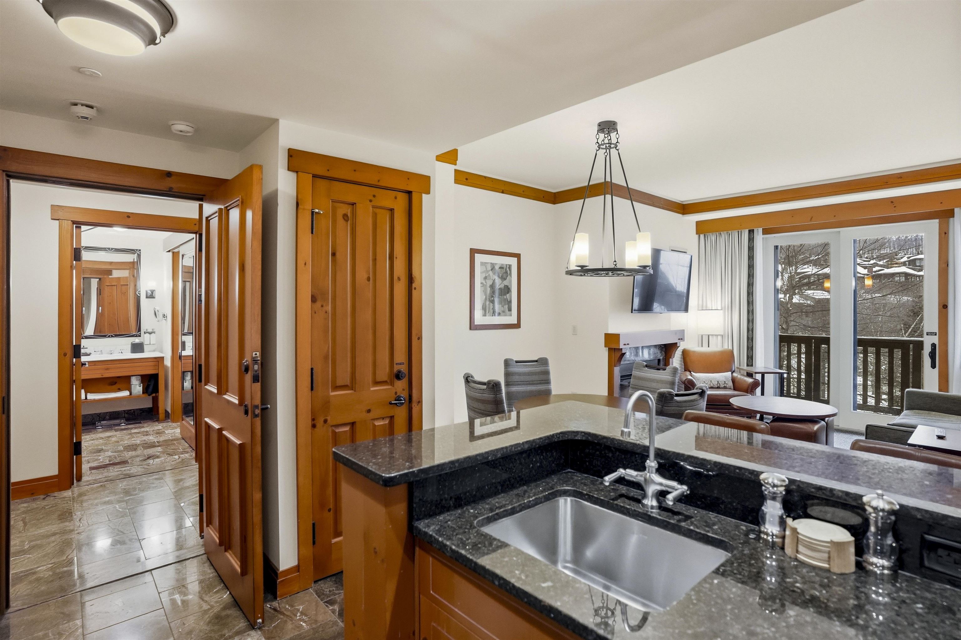 7412 Mountain Road 1322-24