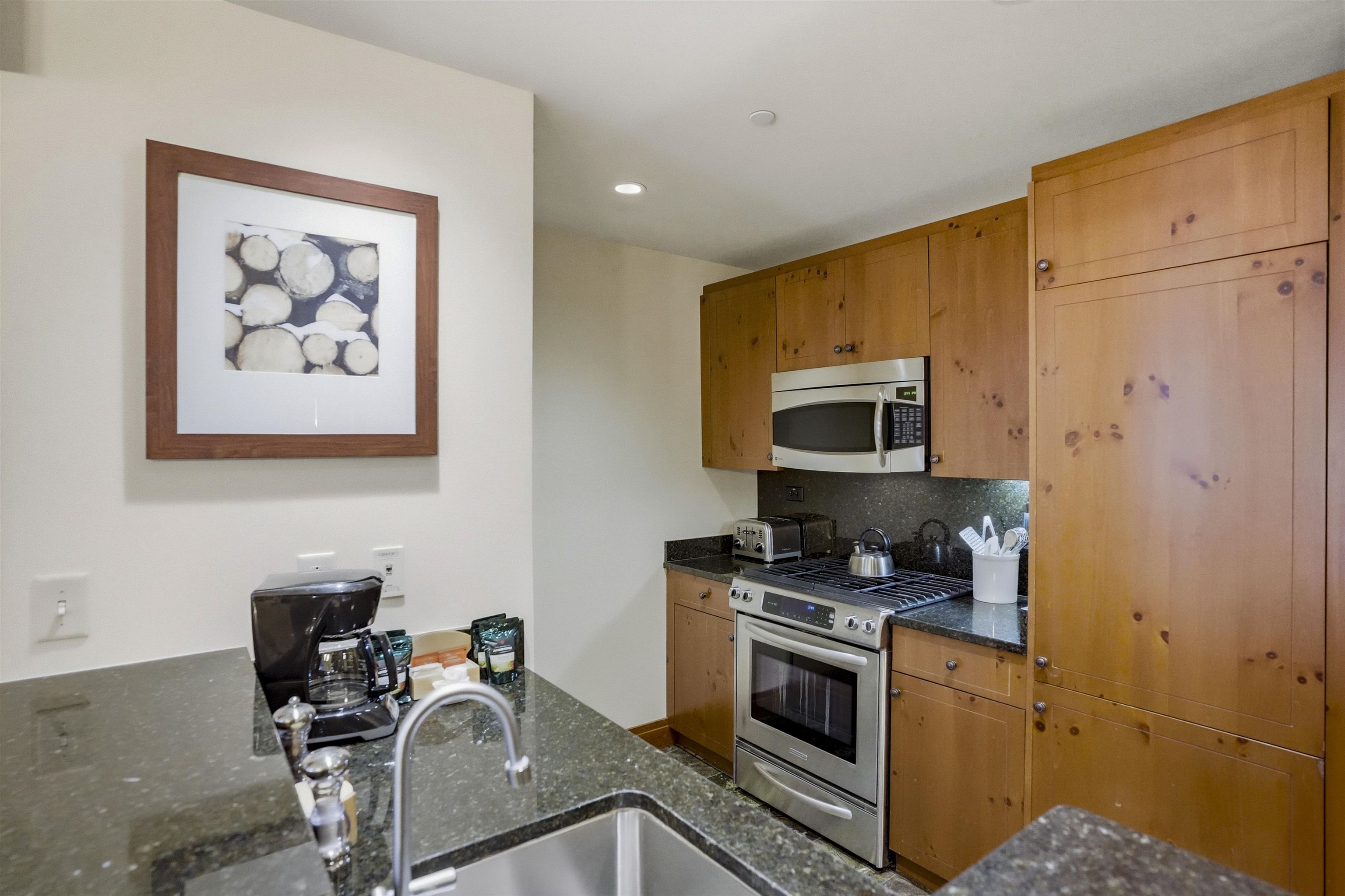 7412 Mountain Road 1322-24