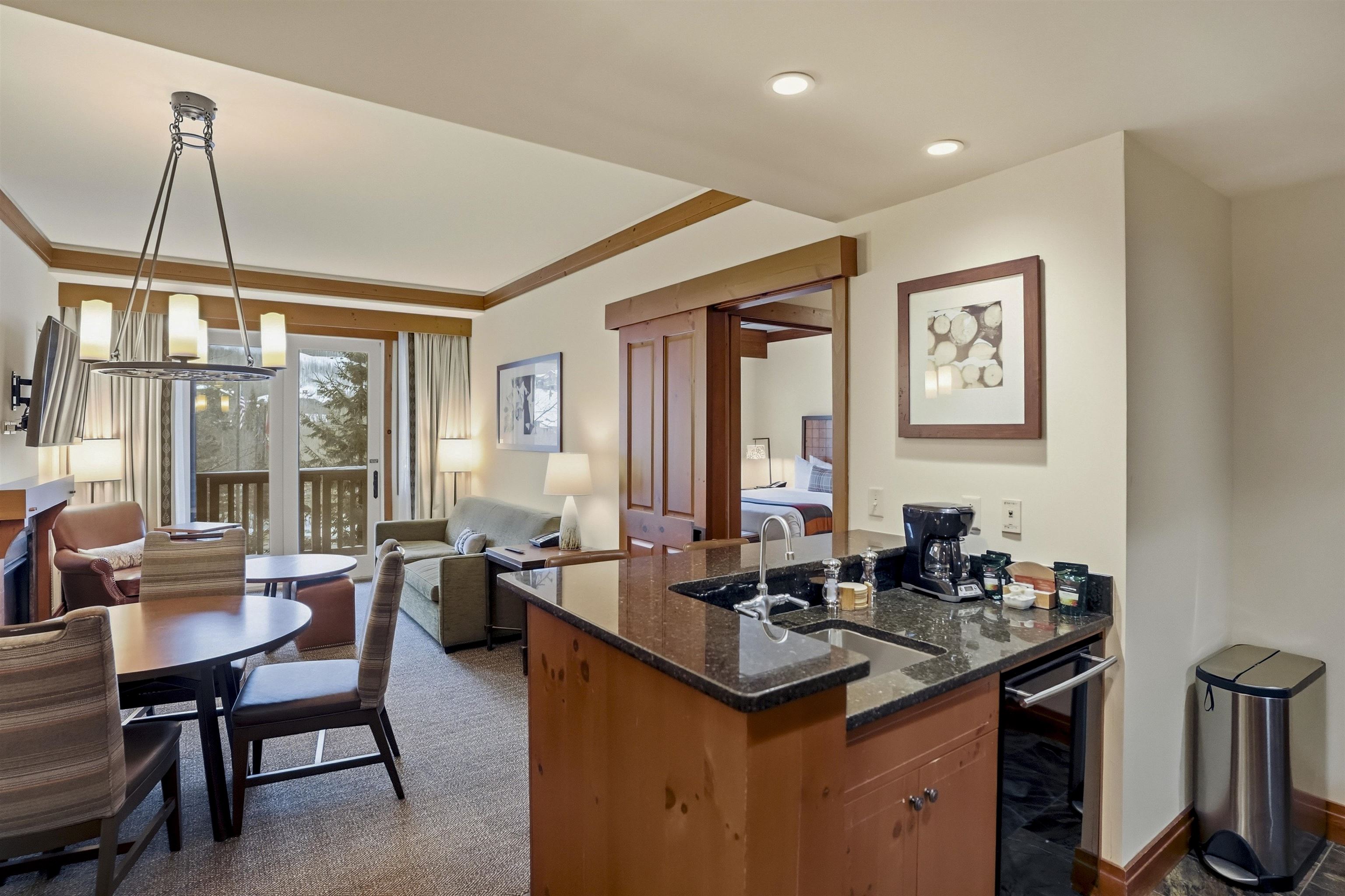 7412 Mountain Road 1322-24