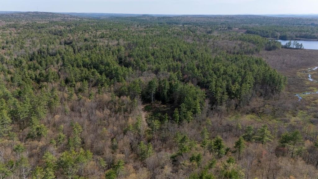 Photo of 0 N Candia Road, Hooksett, NH 03106 (MLS # 5039875)