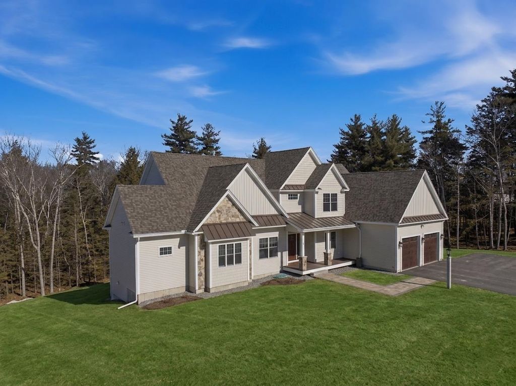 Photo of 5 Sawmill Lane, New Boston, NH 03070 (MLS # 5078381)