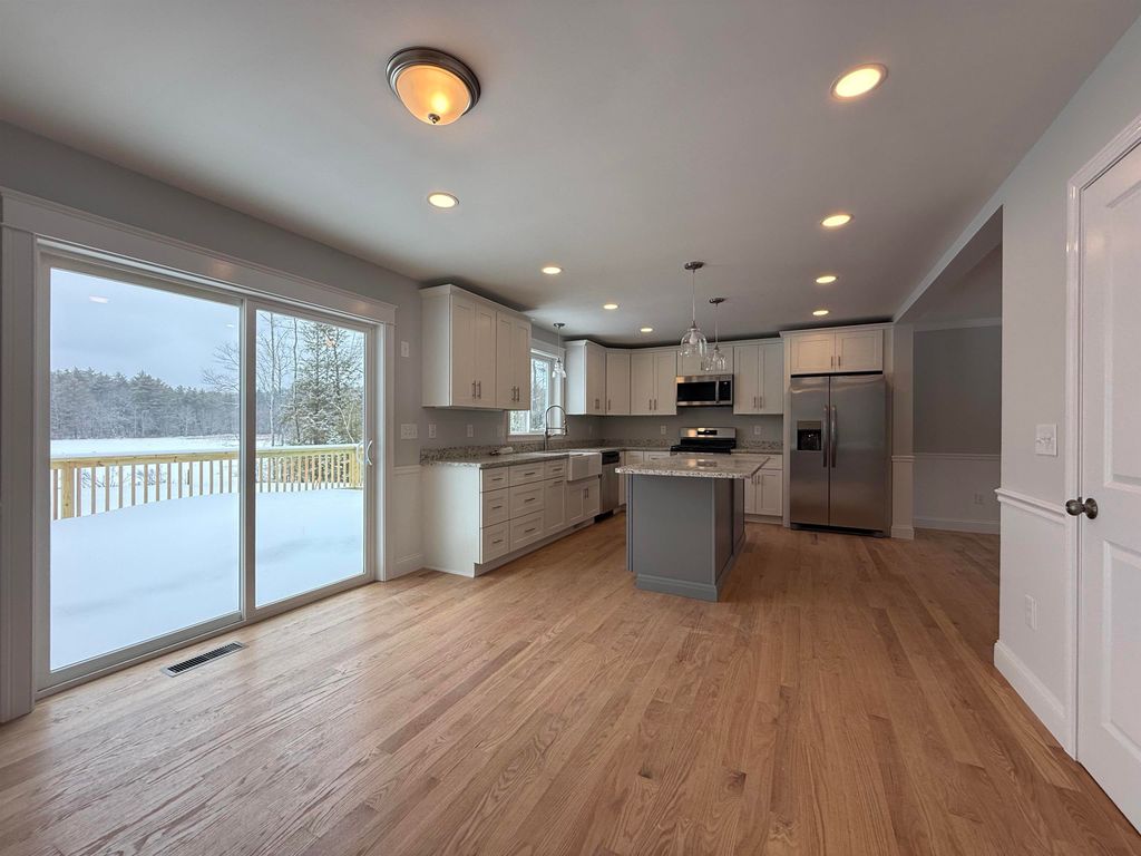 Photo of 56 Beaver Pond Drive, Barnstead, NH 03218 (MLS # 5078498)