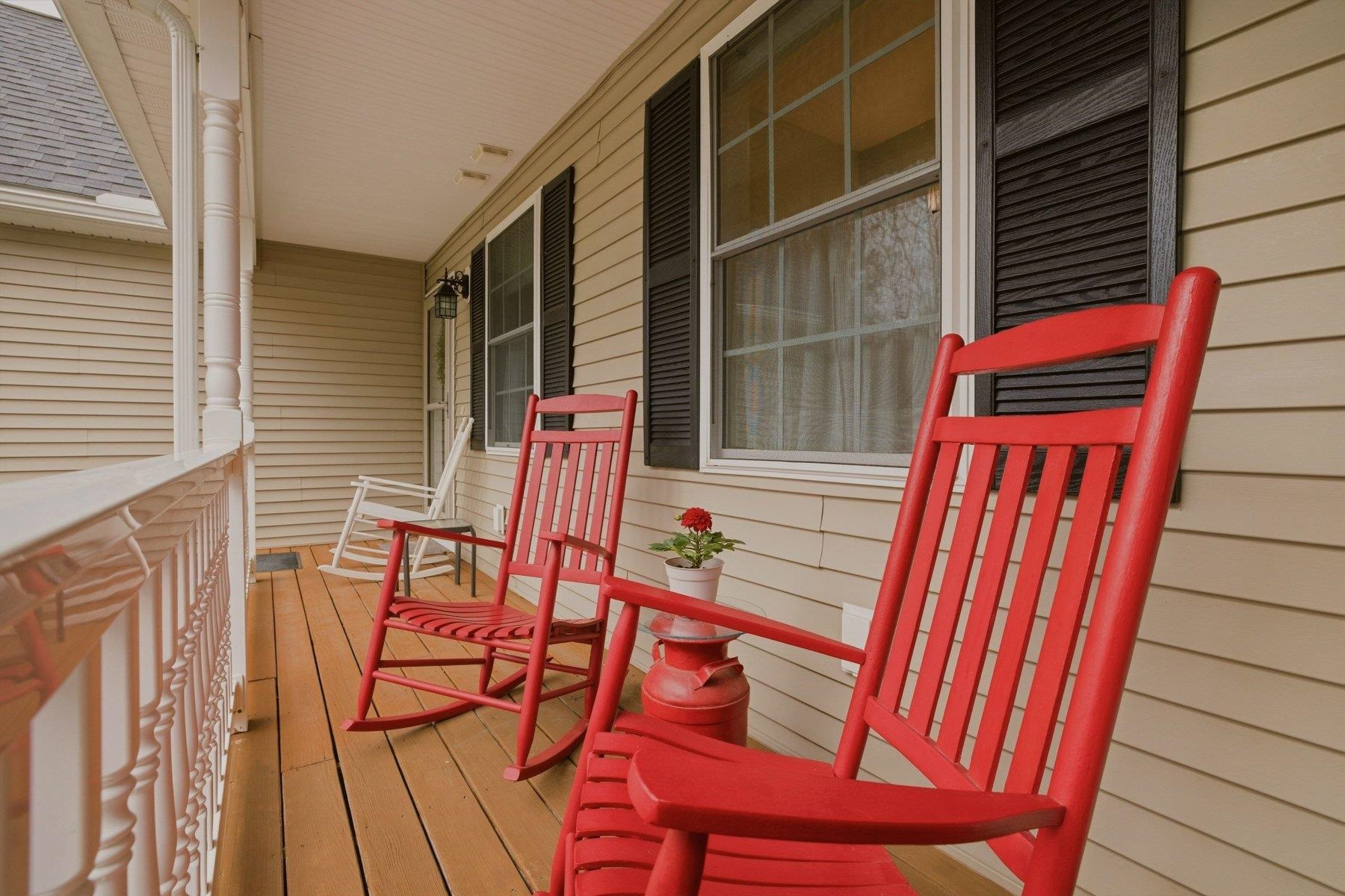 38 Willowbrook Avenue