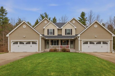 Photo of 38 Willowbrook Avenue, Greenland, NH 03840 (MLS # 5084042)