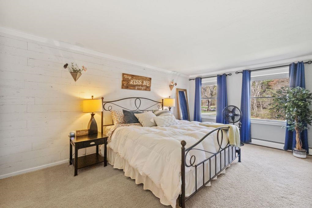 Concord, New Hampshire 03301, United States, 4 Bedrooms Bedrooms, ,2 BathroomsBathrooms,Residential,Pending,121807