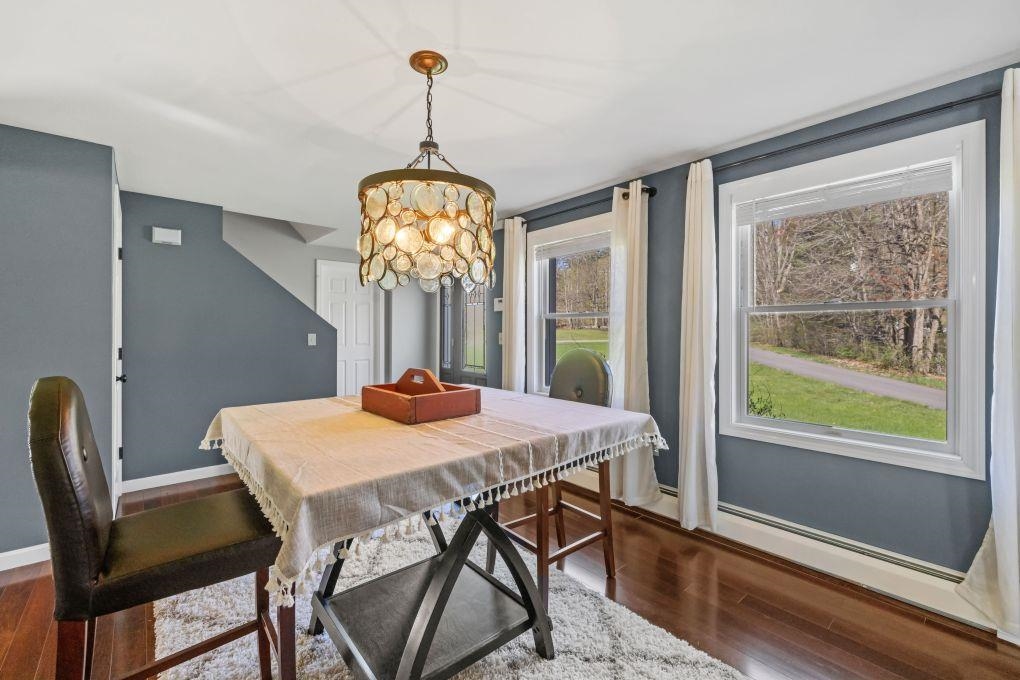 Concord, New Hampshire 03301, United States, 4 Bedrooms Bedrooms, ,2 BathroomsBathrooms,Residential,Pending,121807