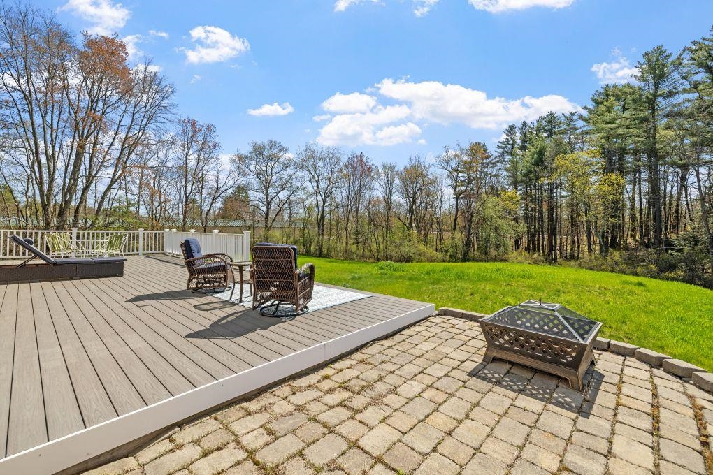 Concord, New Hampshire 03301, United States, 4 Bedrooms Bedrooms, ,2 BathroomsBathrooms,Residential,Pending,121807