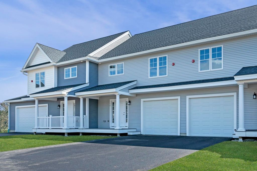 Photo of 41 Crestview Way, Raymond, NH 03077 (MLS # 5079805)