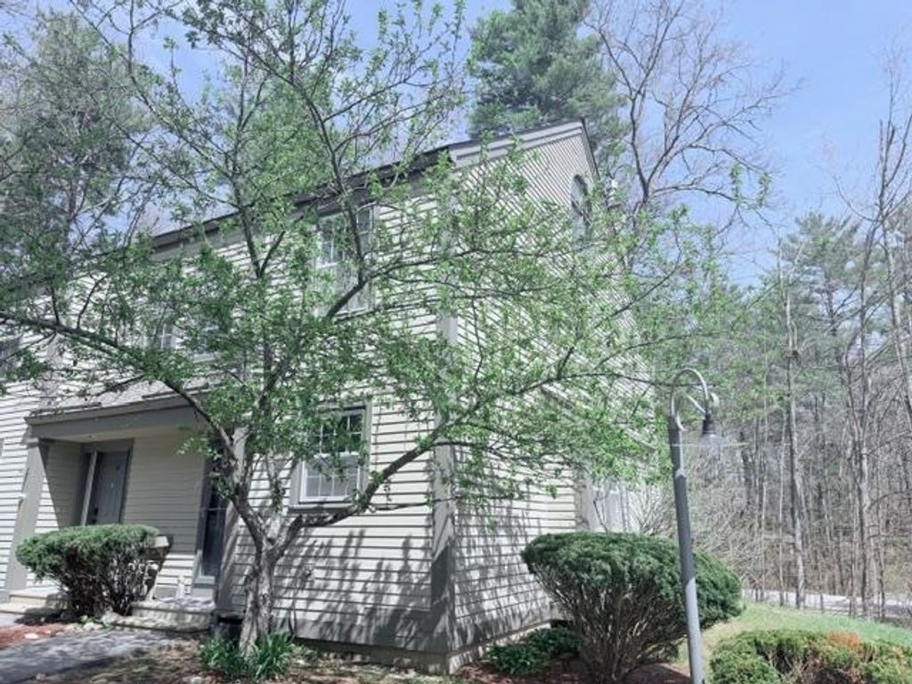 Photo of 1465 Hooksett Road #207, Hooksett, NH 03106 (MLS # 5086064)