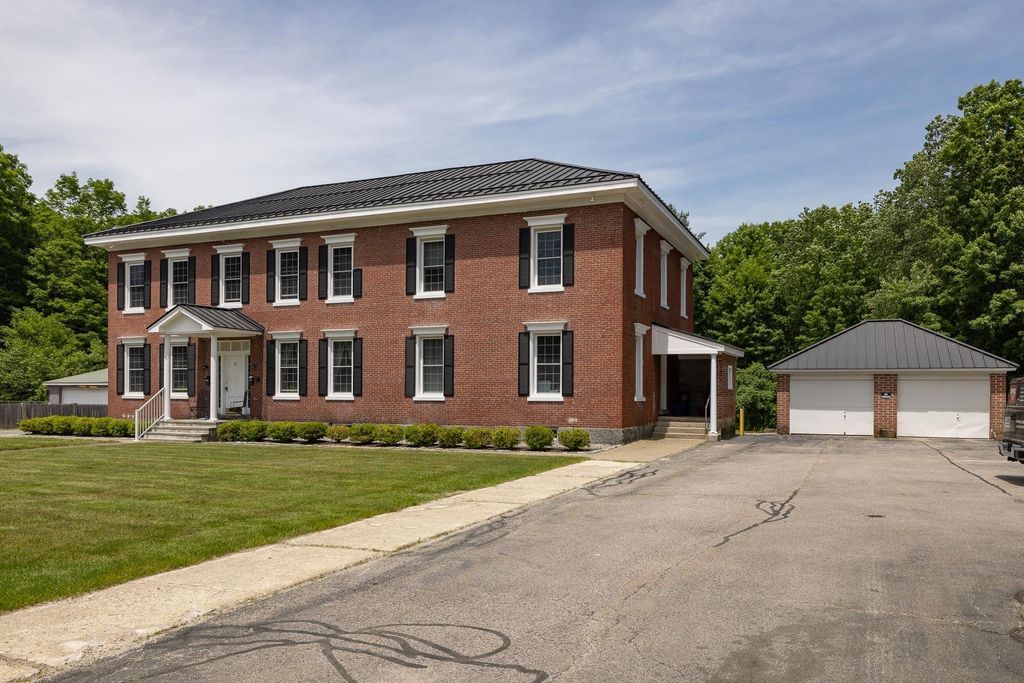 Photo of 9 Forest Street #3, Exeter, NH 03833 (MLS # 5059321)
