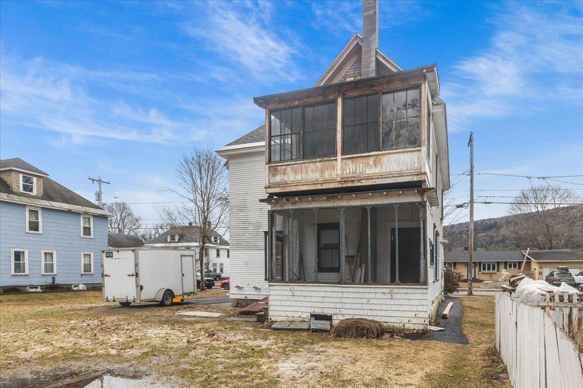 Waterbury, Vermont 05676, United States, 4 Bedrooms Bedrooms, ,2 BathroomsBathrooms,Residential,Active,112910