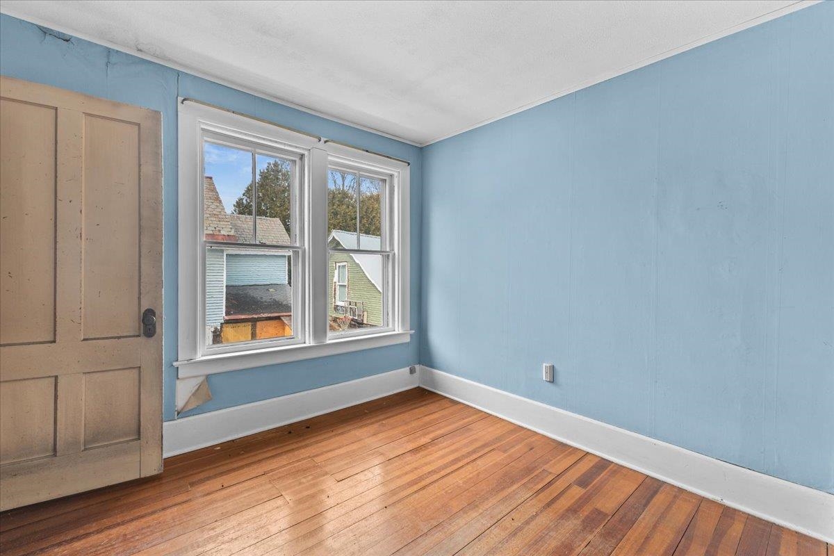 Waterbury, Vermont 05676, United States, 4 Bedrooms Bedrooms, ,2 BathroomsBathrooms,Residential,Active,112910