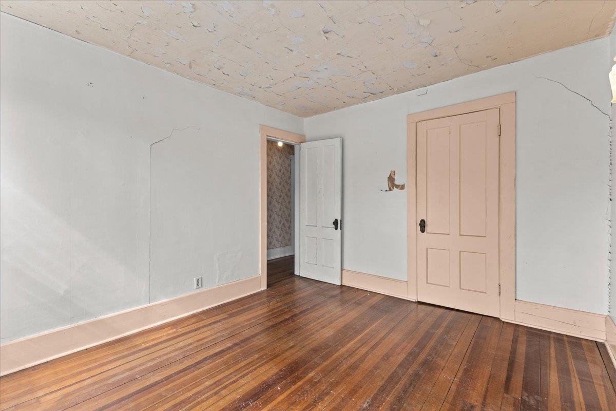 Waterbury, Vermont 05676, United States, 4 Bedrooms Bedrooms, ,2 BathroomsBathrooms,Residential,Active,112910