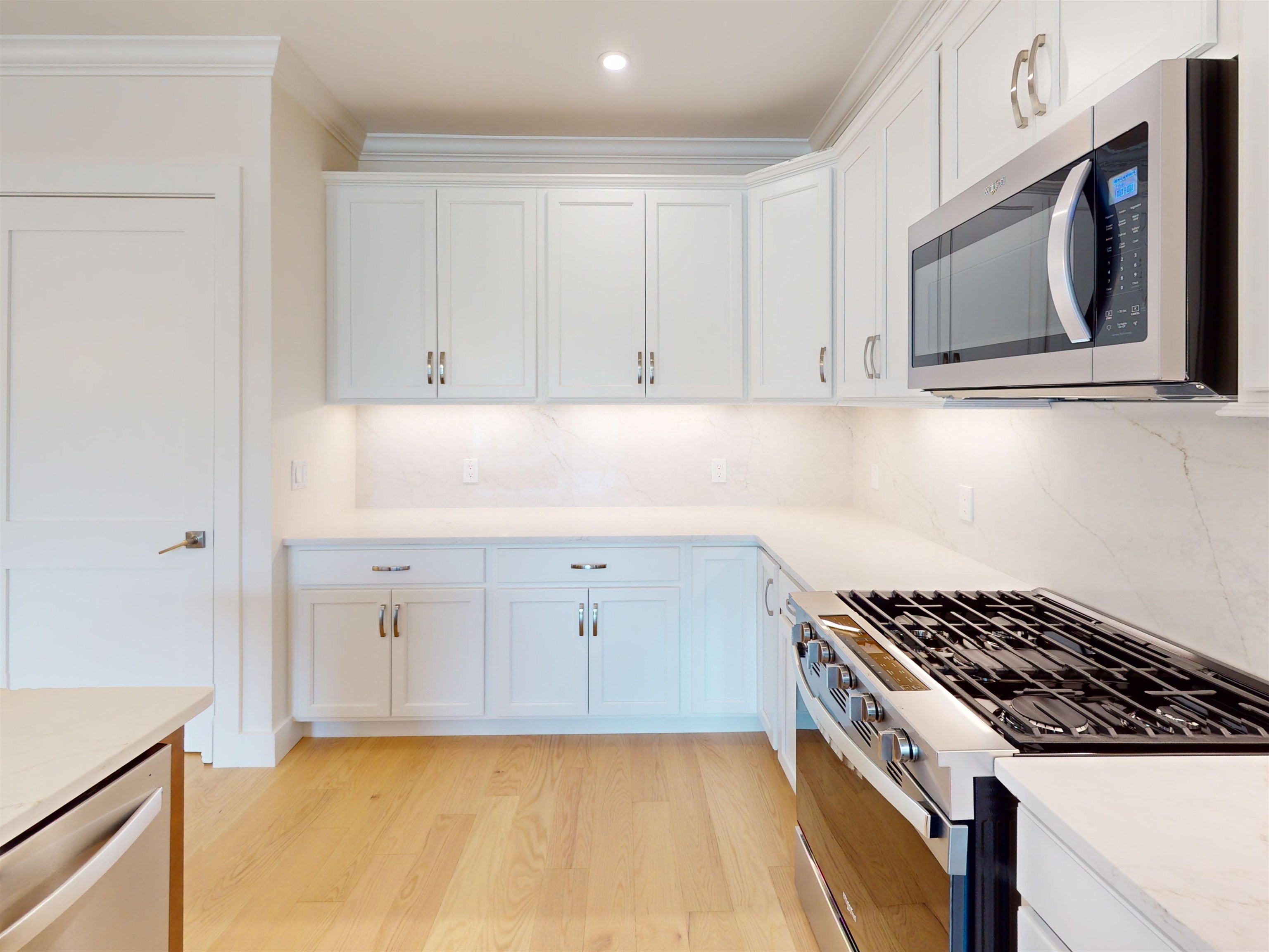 4 Longview Drive 204