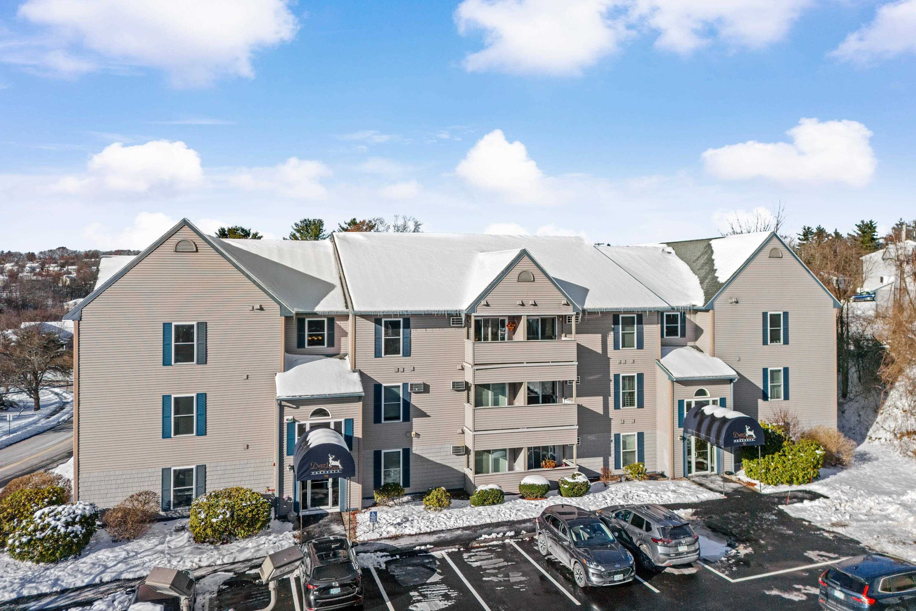 90 Eastern Avenue 204