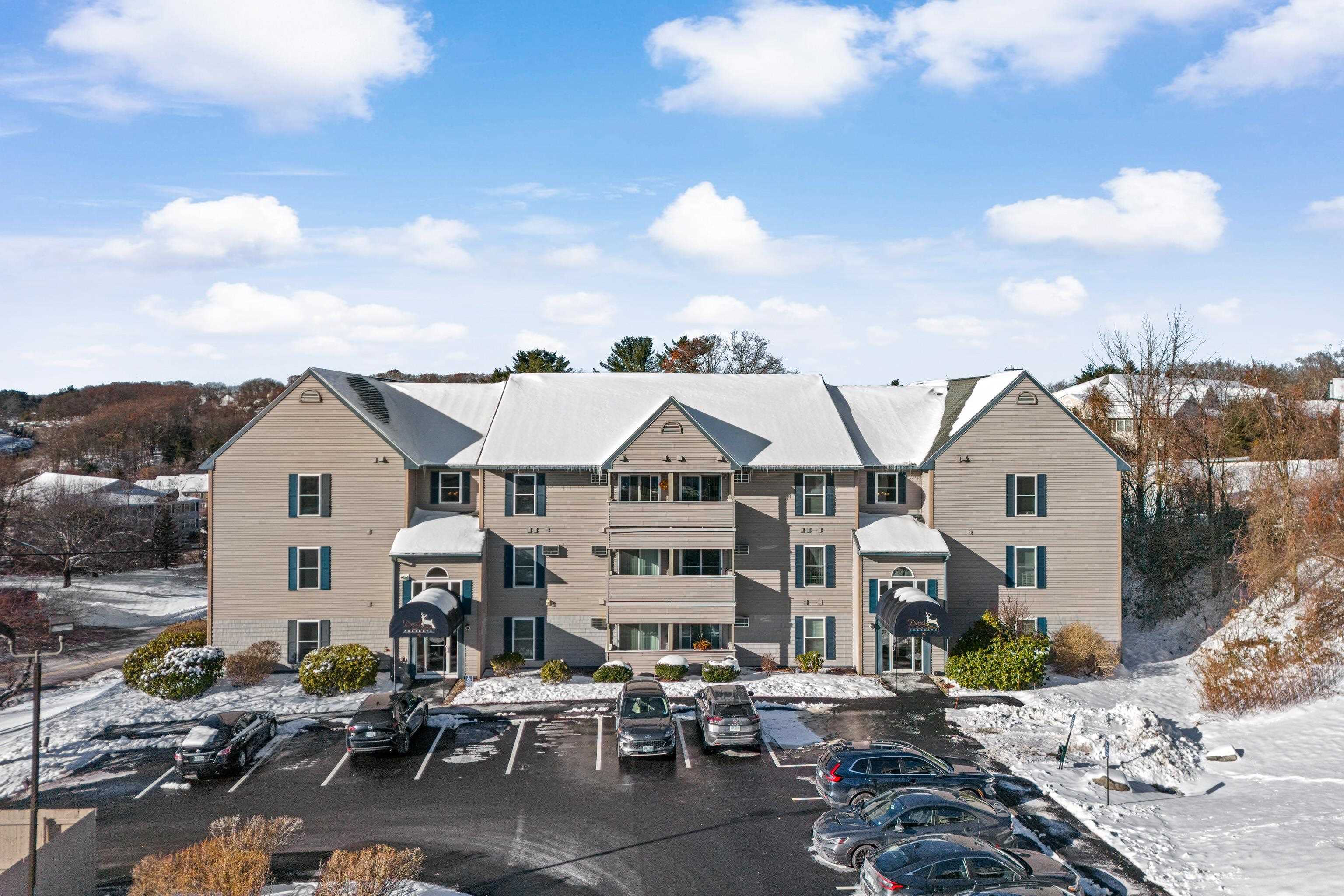 90 Eastern Avenue 204