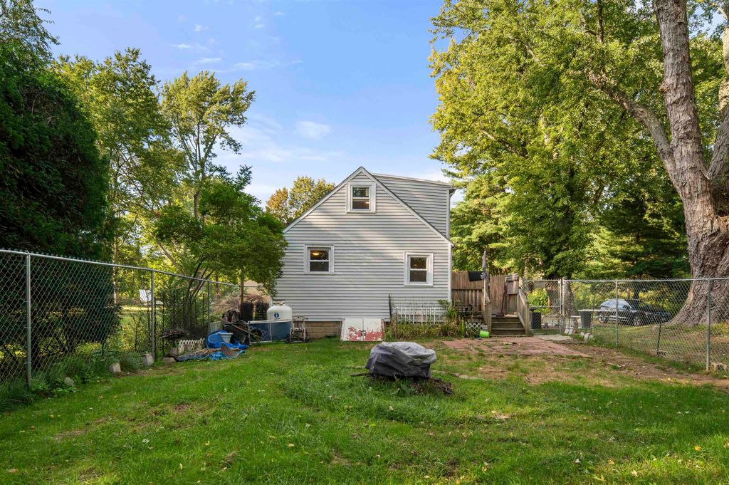 Photo of 1000 Greenland Road, Portsmouth, NH 03801 (MLS # 5060936)
