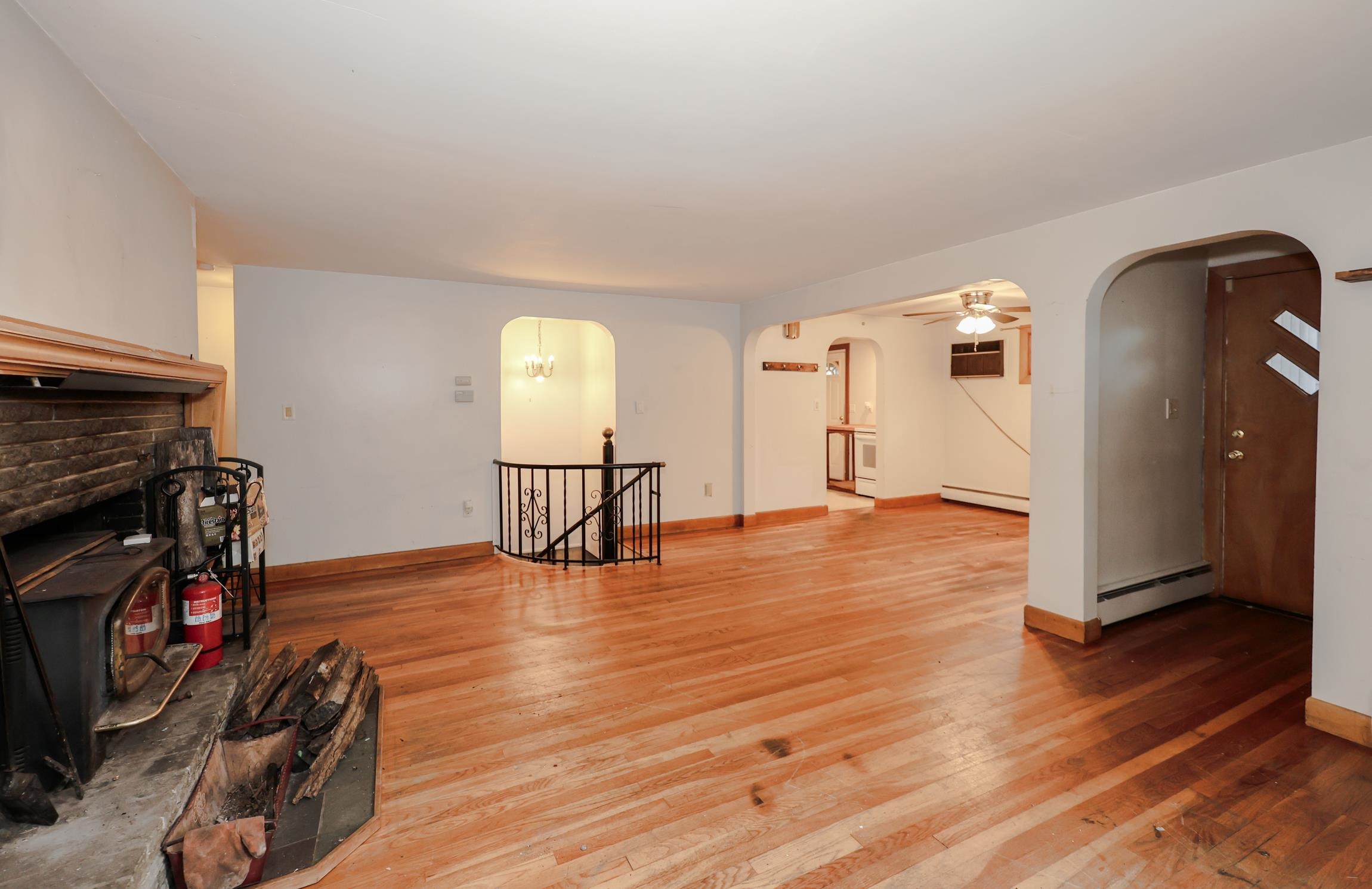 755 Mammoth Road
